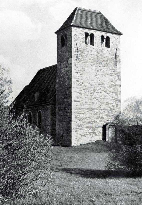 Kirche in Waldau bei Bernburg an der Saale